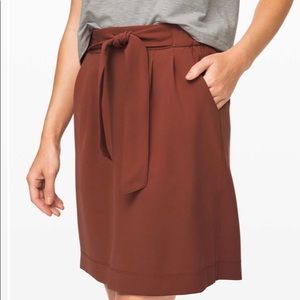 Lululemon Noir Skirt in Rustic Clay size 12